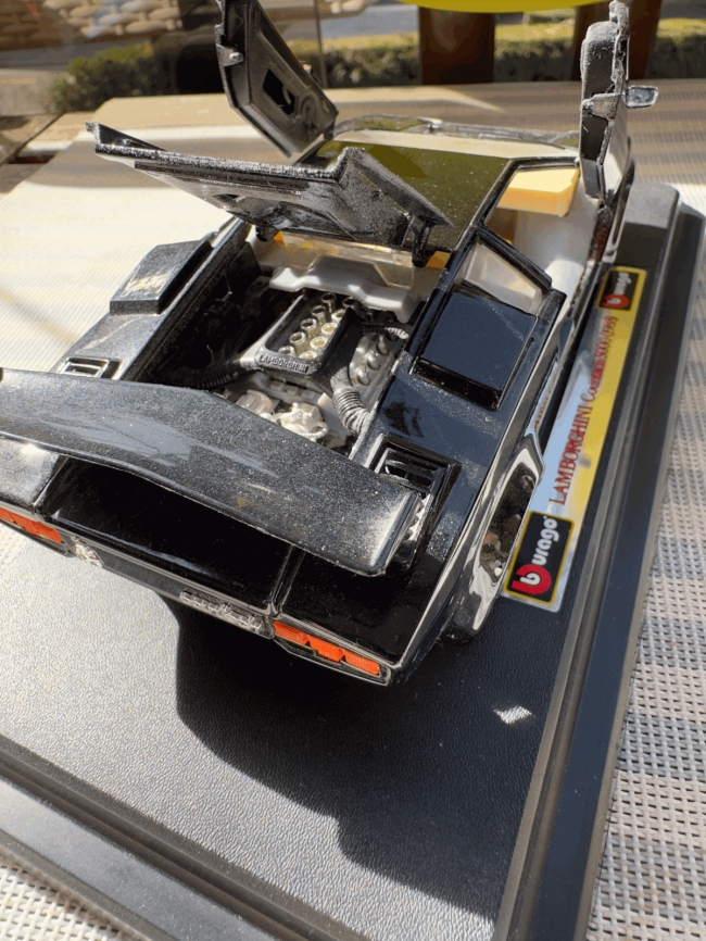 BBurago - Lamborghini Countach (1988)